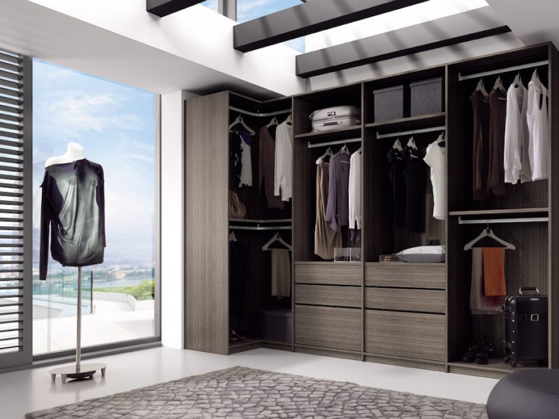 3.2.13 Vestidor realizado en madera totalmente a medida 800x600 - Vestidores de dise&ntilde;o
