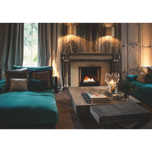 Ambiente con chimenea HotBox de Planika ConvertImage 640x640 - CHIMENEAS