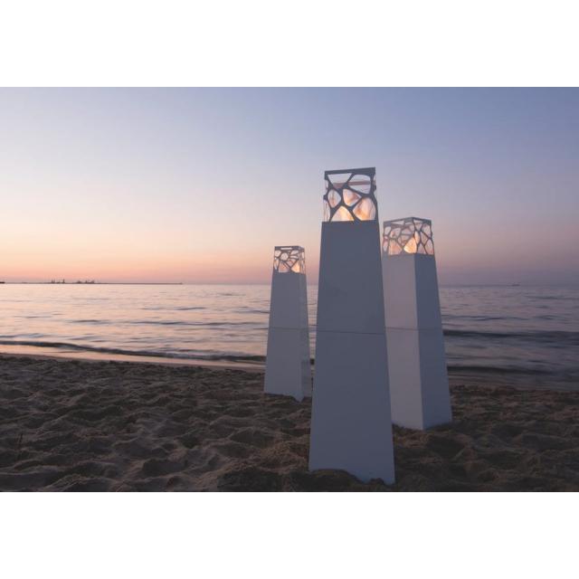 Chimeneas Pyramid Commerce de Planika 640x640 - CHIMENEAS