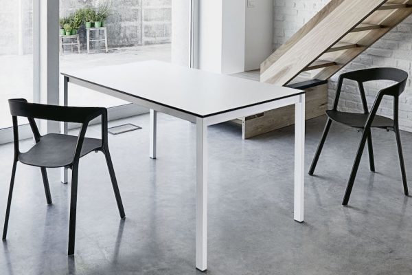 Silla Compas de Kristalia 600x400 - Sillas de dise&ntilde;o