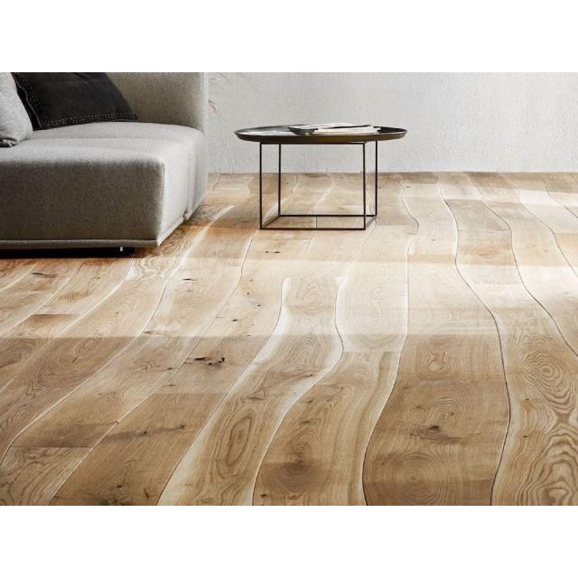 Tarima en nogal natural corte curvado 640x640 - MADERA