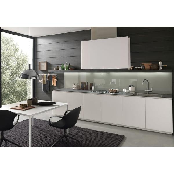 1.1.39 Cocina Light en laca 1 600x340 - MODULNOVA MH6