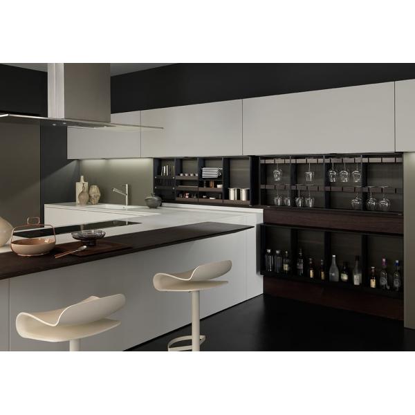 1.1.55 Cocina Light en laca y vidrio mate 600x340 - MODULNOVA LIGHT