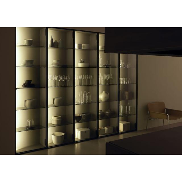 Modulos vitrina en vidrio y madera 640x640 - Vitrinas