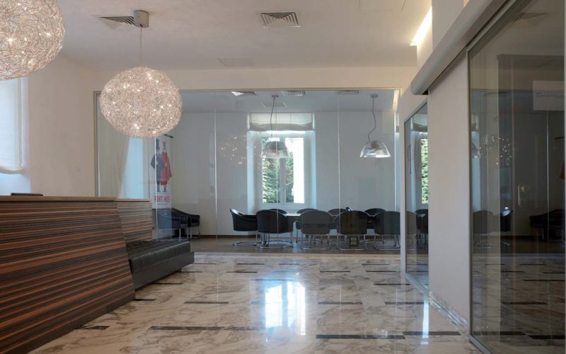 LUCONI AboutUs 2013 37 800x500 - Mobiliario de oficina modernos