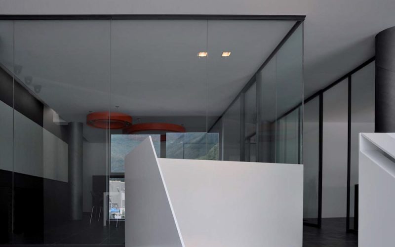 LUCONI AboutUs 2013 46 800x500 - Mobiliario de oficina modernos