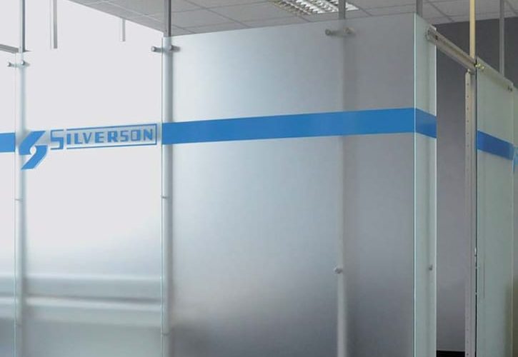 LUCONI AboutUs 2013 58 725x500 - Mobiliario de oficina modernos