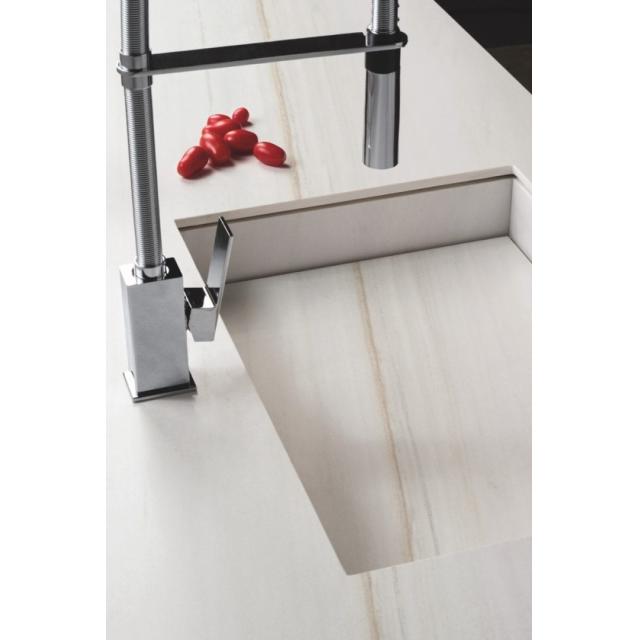 ss bianco lasa amb1 part3 couple 640x640 - PIEDRA Y GRANITO