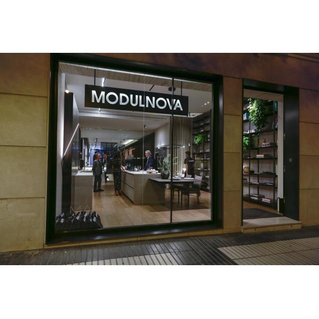 KB 4234 640x640 - La exclusividad de un showroom único en la capital